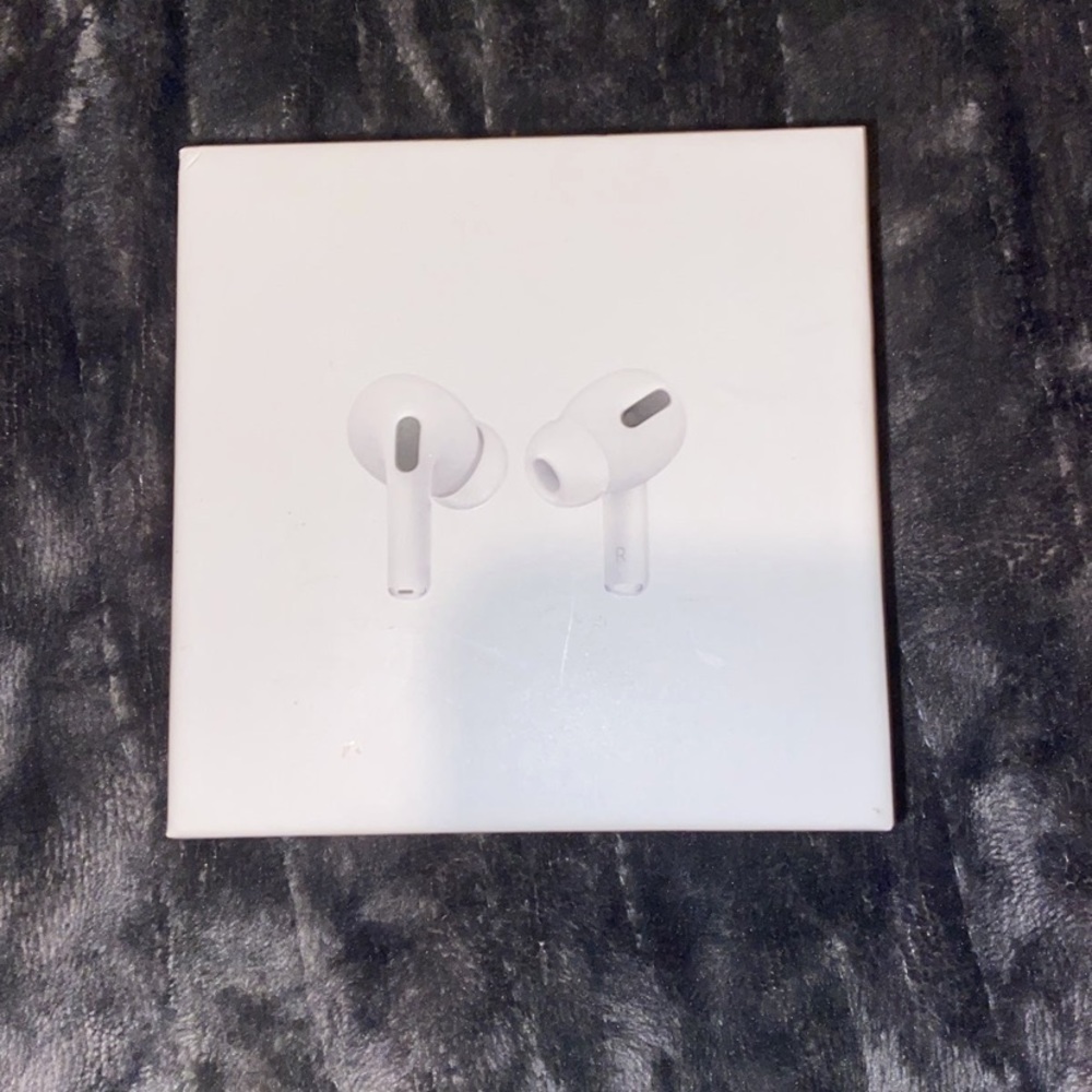 Apple AirPod pros